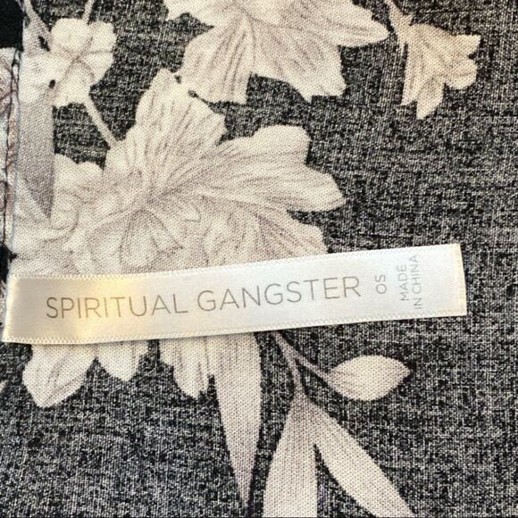 $10$ add SPIRITUAL gangster- MAYA floral kimono wrap with tie front & pockets. - Picture 9 of 13